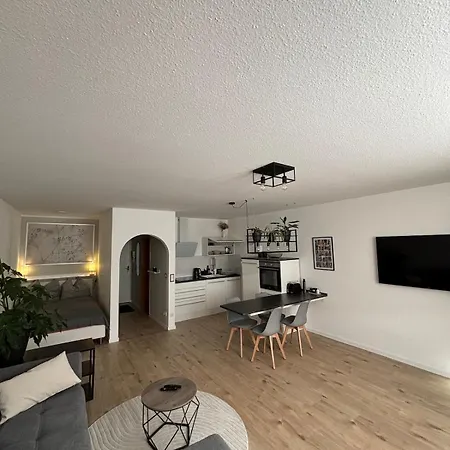 Apartament Modernes In Reusa