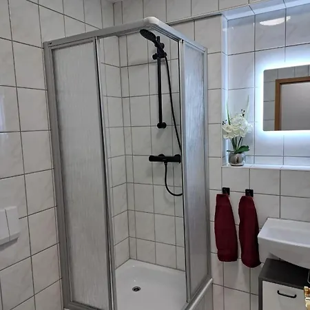 Modernes In Reusa Plauen